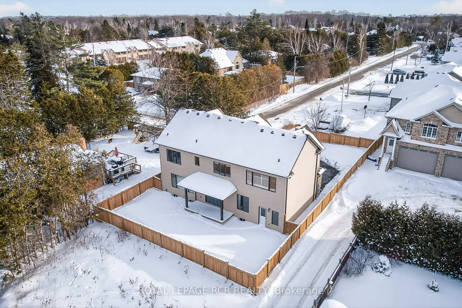 Additional image 19 of 28 St. George Street