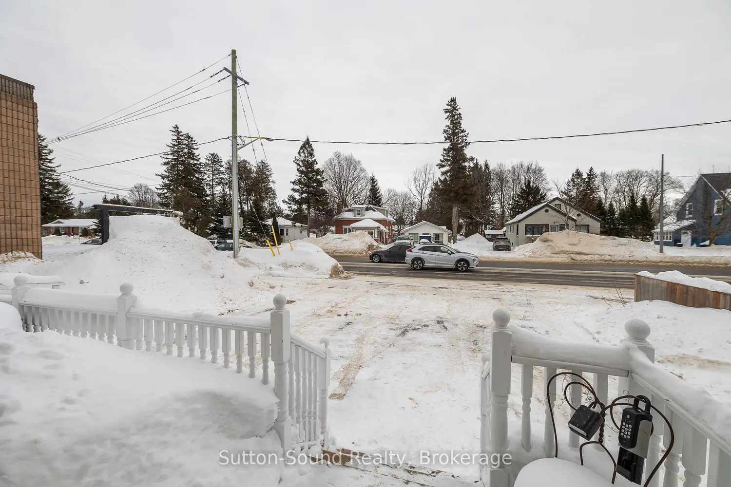 Additional image 20 of 764 Goderich Street