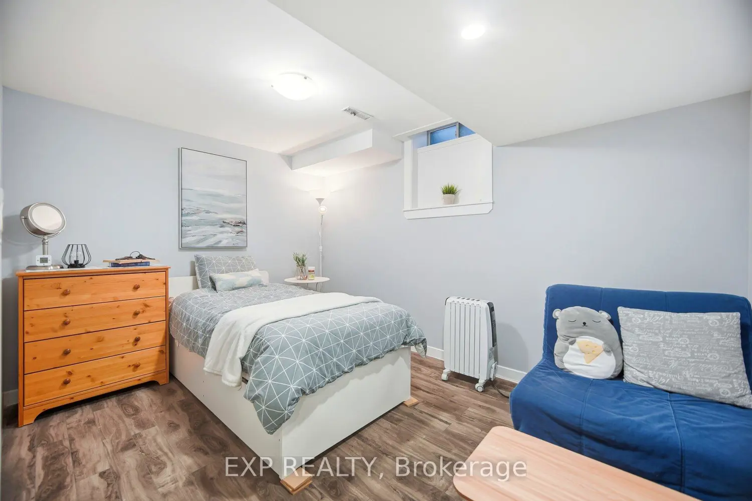 Additional image 18 of 7 Ferri Crescent