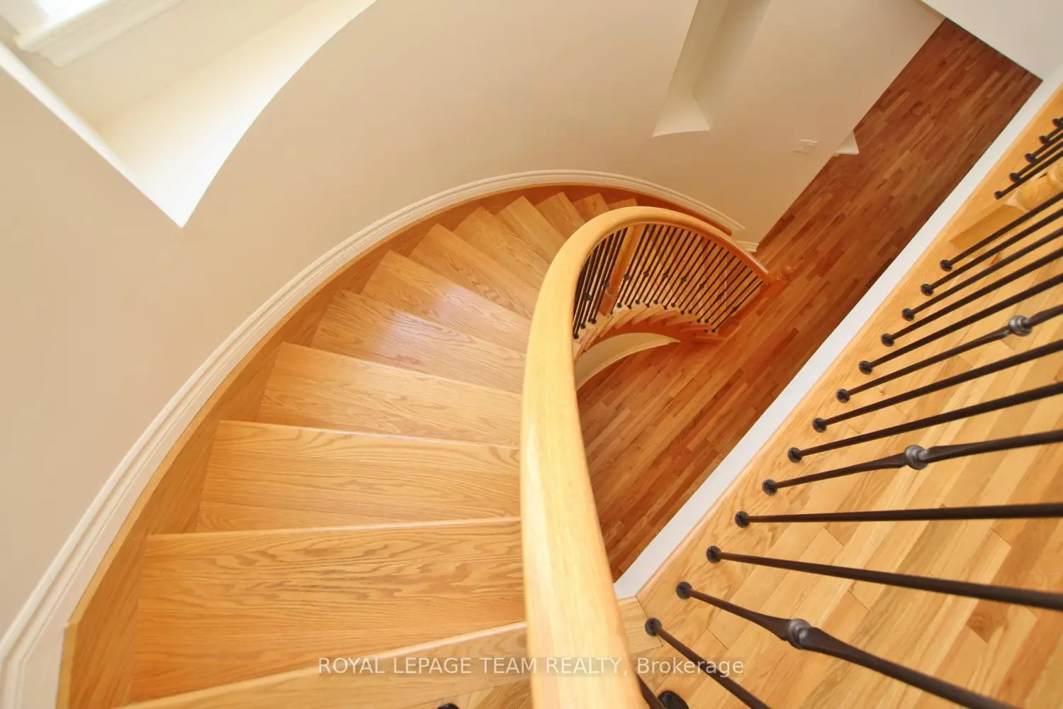 Additional image 16 of 1032 Marconi Avenue