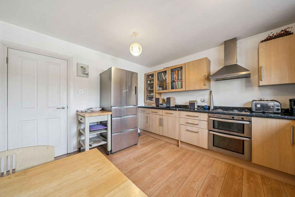 Additional image 6 of 2 bed flat for saleFlat 2 Whinbrae Court, Helensburgh G84
