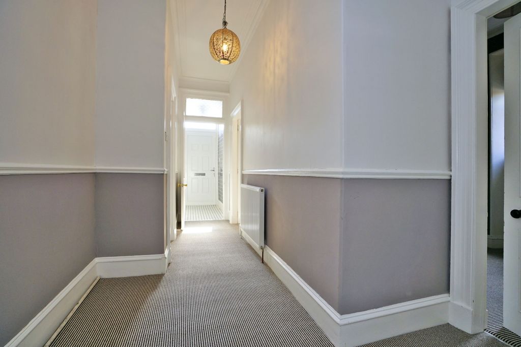 Additional image 4 of 3 bed flat for sale162 Mid Stocket Road, Aberdeen AB15
