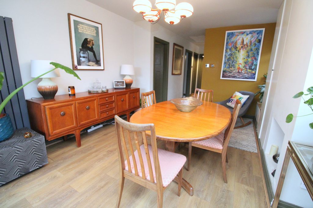 Additional image 18 of 3 bed flat for saleOakwood Road, Rhyl LL18