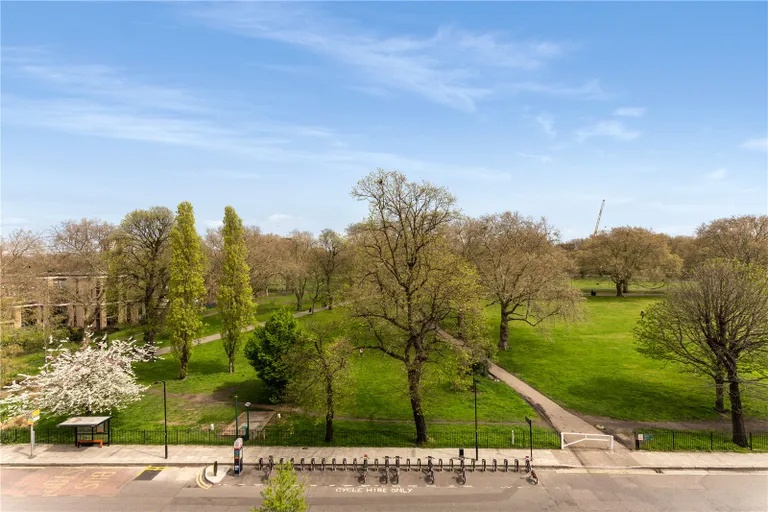 Additional image 7 of 2 Bed Flat, Lansdowne Drive, E8, N1 7GU