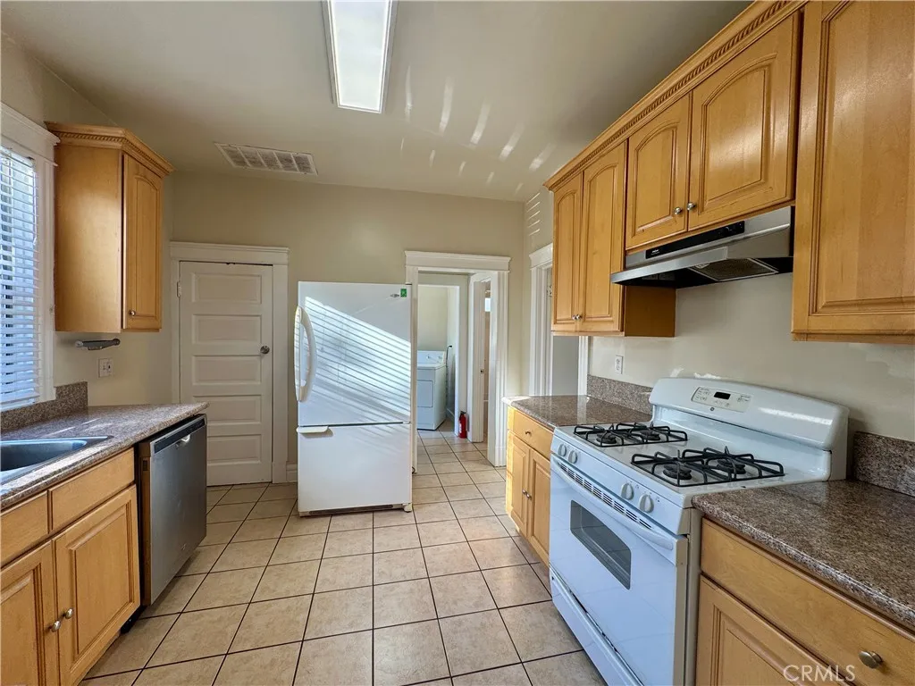 Additional image 17 of 533 E Villa St, Pasadena, CA 91101