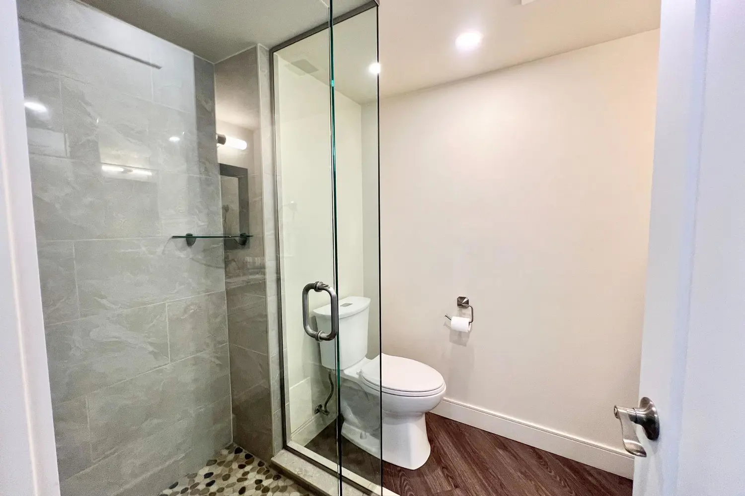 Additional image 14 of 344 Front Street 1002