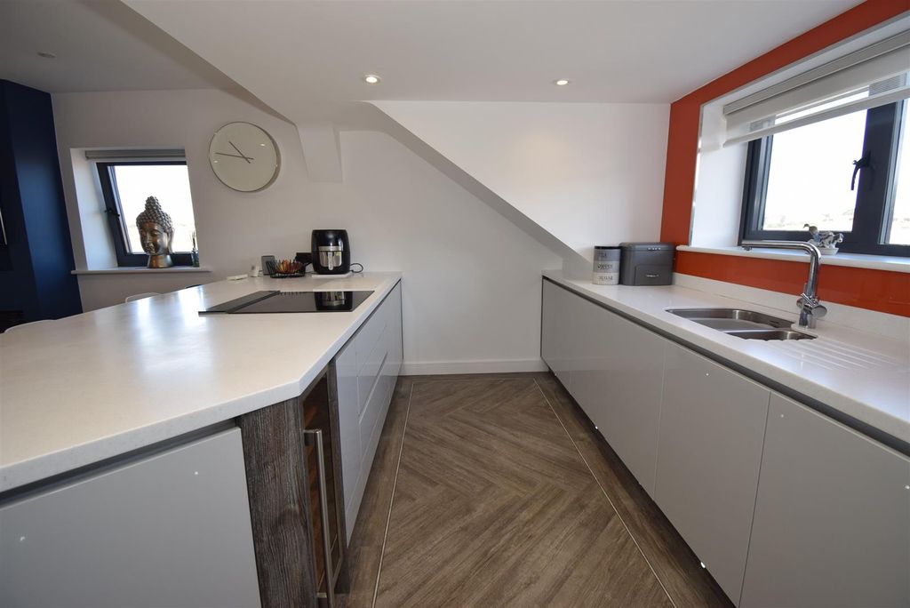 Additional image 10 of 2 bed flat for saleSouth Quays, Long Row, South Shields NE33