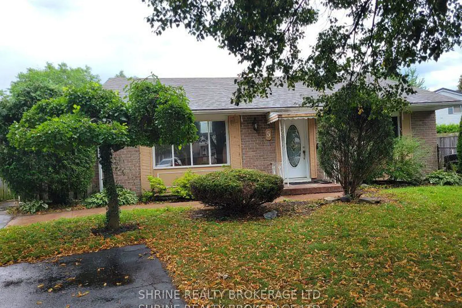 5 Caprice Crescent