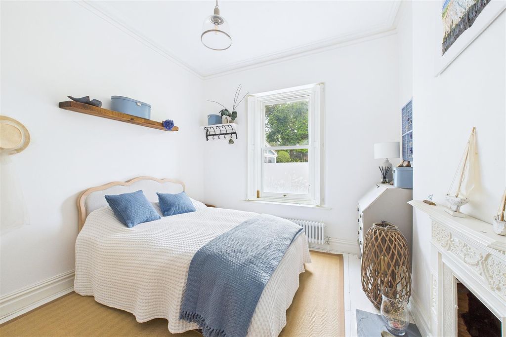 Additional image 15 of 2 bed flat for salePopular Location Close To Hill Road, Clevedon BS21