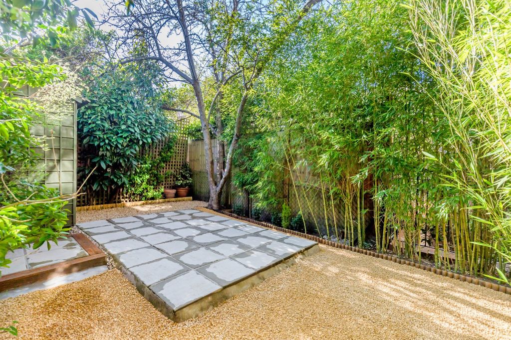 Additional image 6 of 3 bed maisonette for saleKing George Square, Richmond TW10