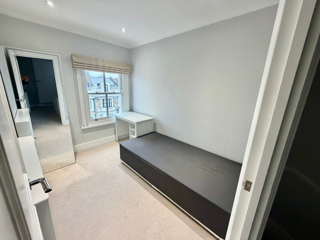 Additional image 23 of 3 Bed Flat, Marloes Road, W8, N1 7GU