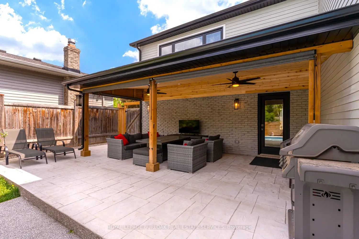 Additional image 18 of 5199 Broughton Crescent