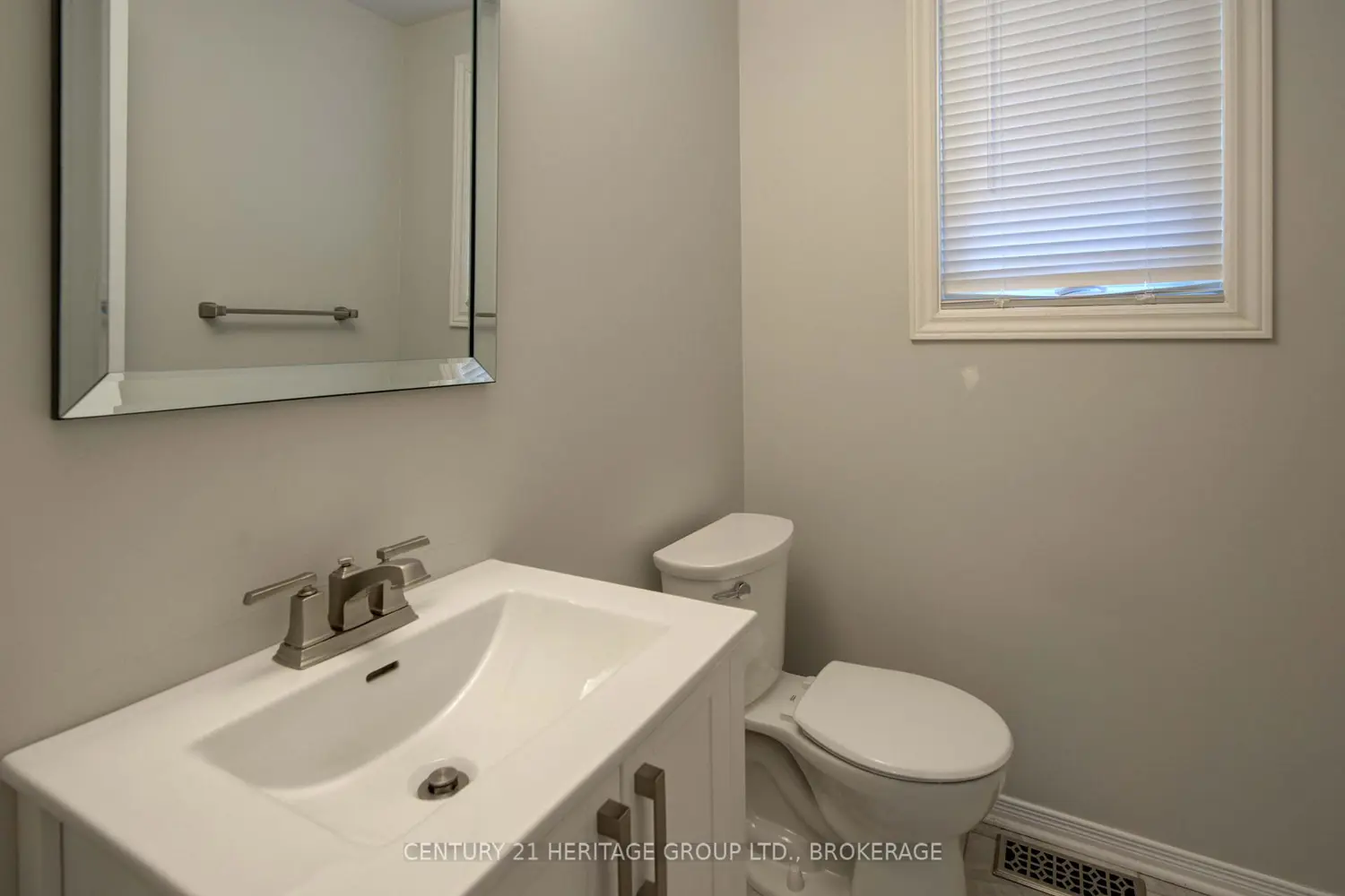 Additional image 7 of 456 Weston Crescent