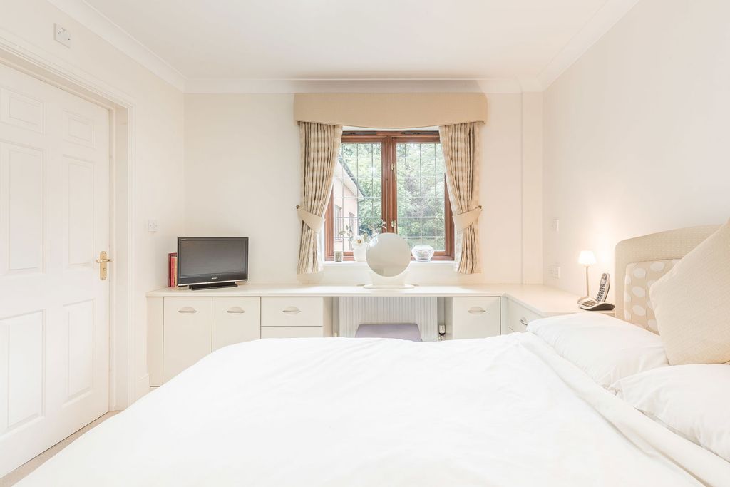 Additional image 27 of 2 bed flat for saleSt. Johns Hill, Shenstone, Lichfield WS14