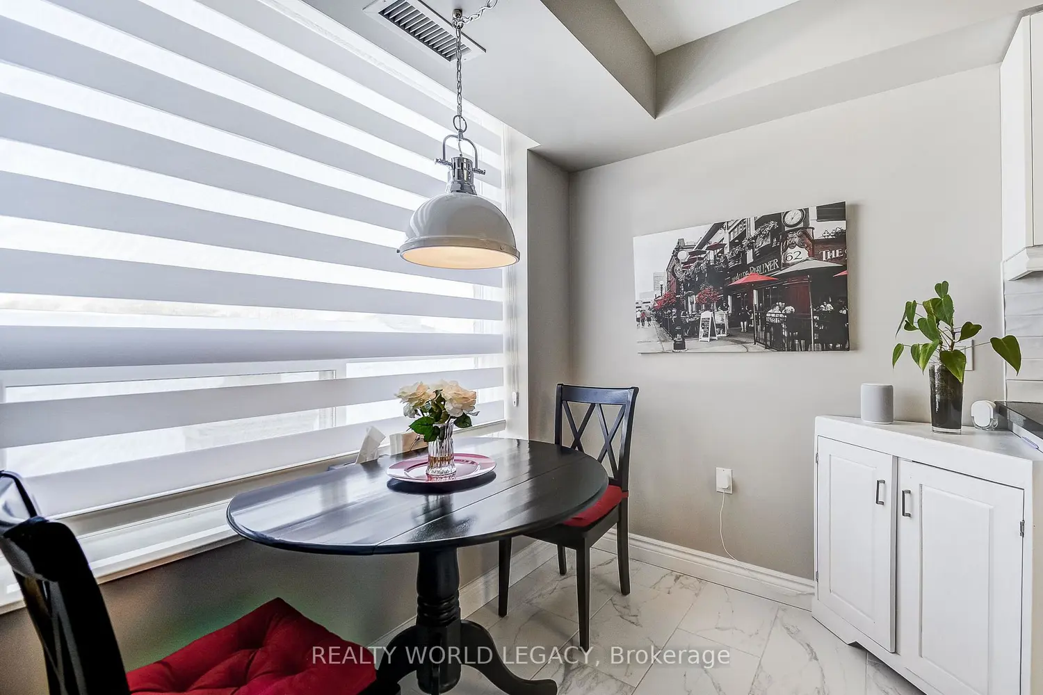 Additional image 6 of 100 Burloak Drive 1301