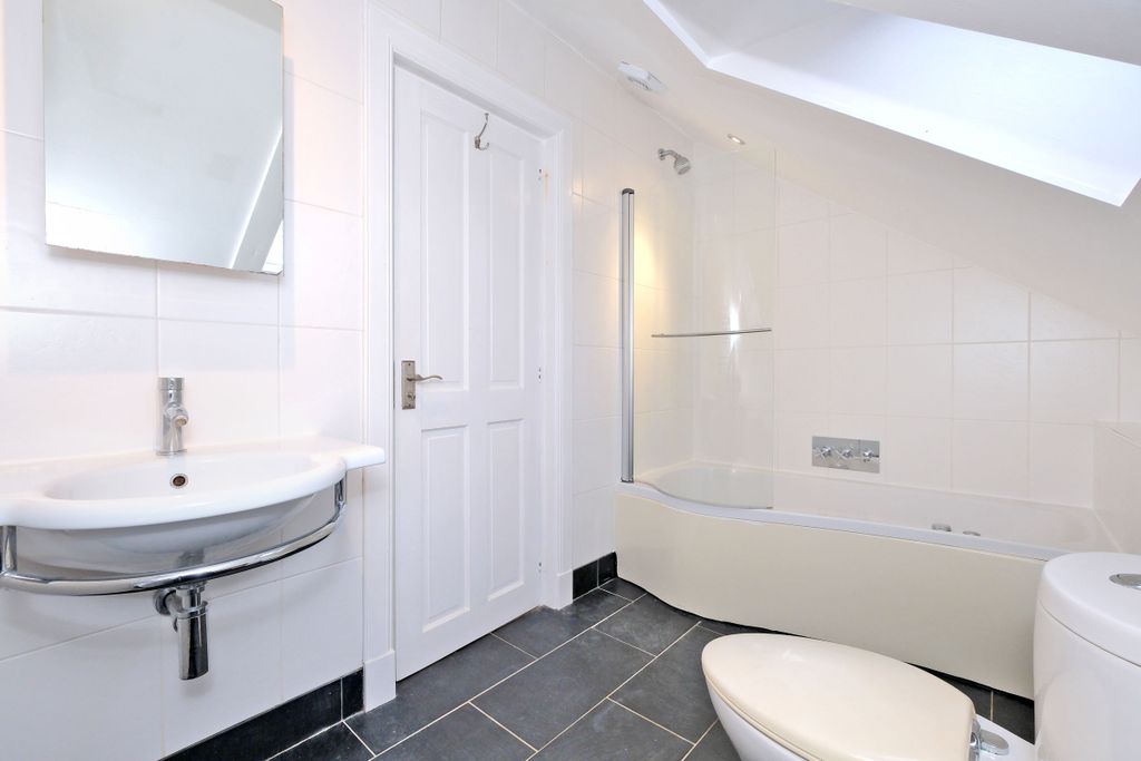 Additional image 12 of 4 bed flat for saleRichmondhill Place, Aberdeen AB15