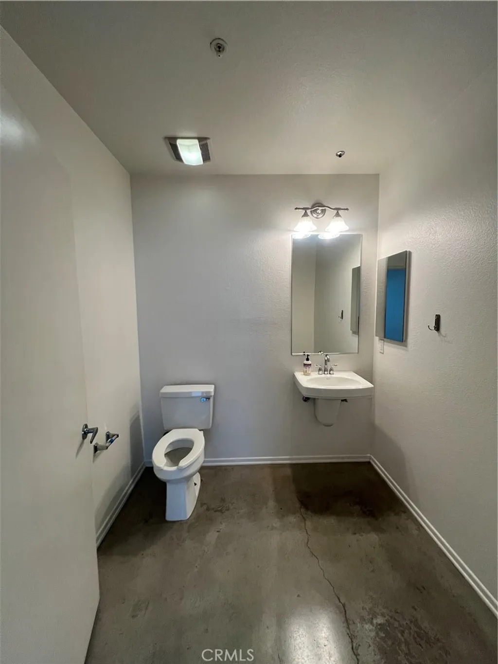 Additional image 5 of 204 N Spurgeon St, Santa Ana, CA 92701