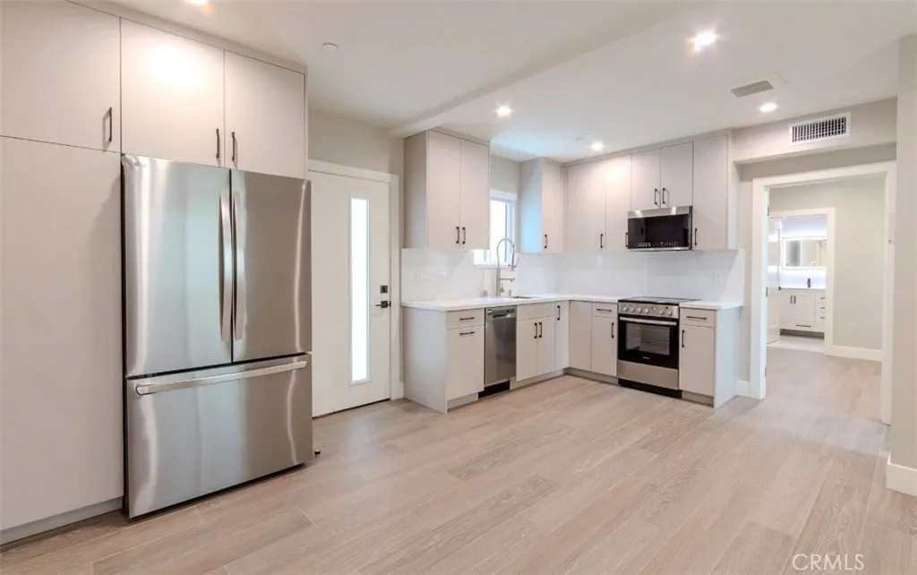 Additional image 4 of 2941 Mary Street Unit 3, La Crescenta, CA 91214