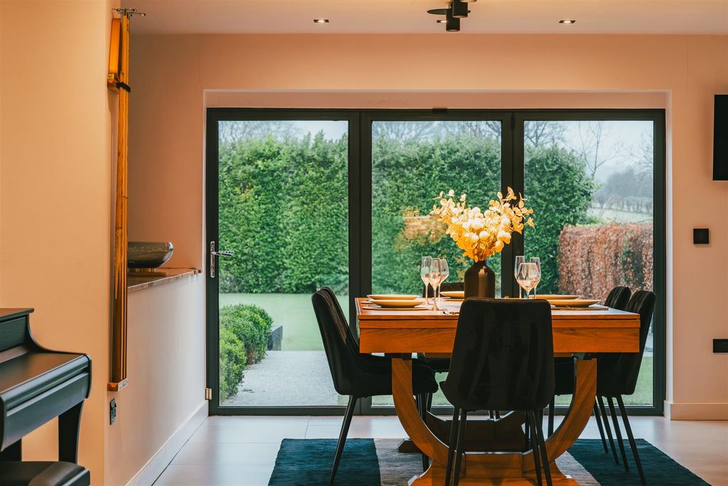 Additional image 11 of 5 bed detached house for saleDore Road, Sheffield S17