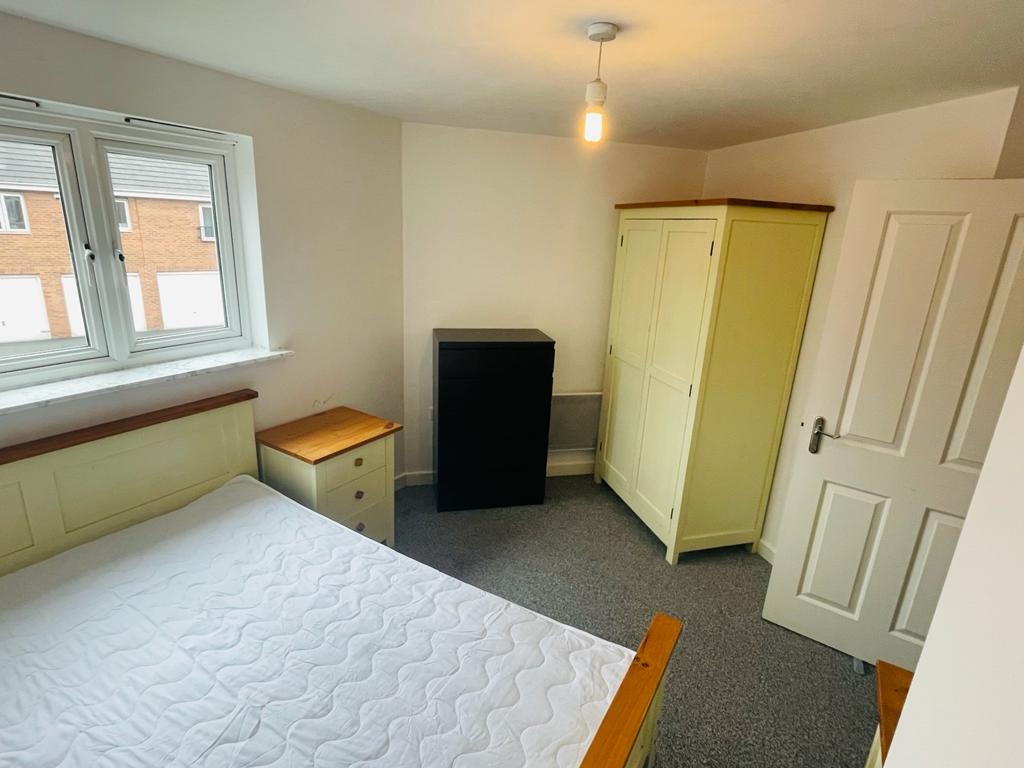 Additional image 8 of 2 Bed Flat, Gabriel Court, LS10, N1 7GU