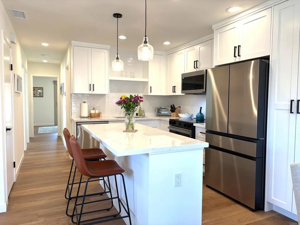 1758 Charleston Ln, Encinitas, CA 92024