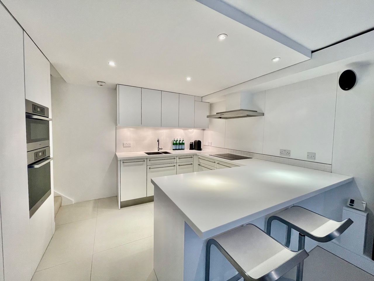 Additional image 3 of 2 Bed Flat, Casterbridge, W11, N1 7GU