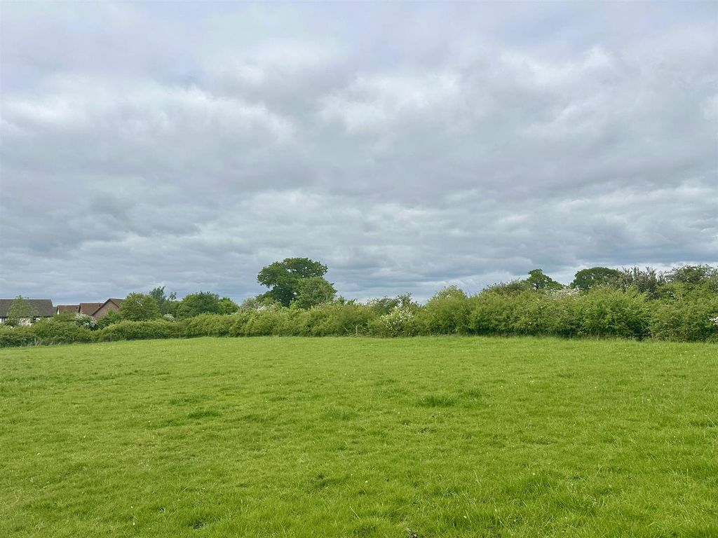 Additional image 3 of Land for saleThe Paddocks, Cotton End MK45