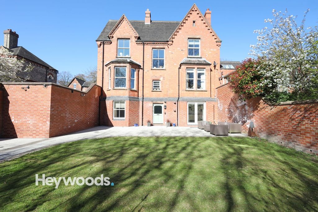 Additional image 2 of 2 bed flat for saleMaple Court, Sidmouth Avenue, Newcastle Under Lyme ST5