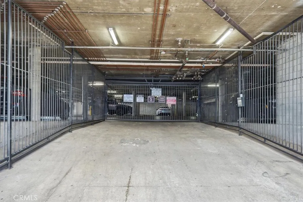 Additional image 41 of 7320 Hawthorn Boulevard Unit 108, Los Angeles, CA 90046