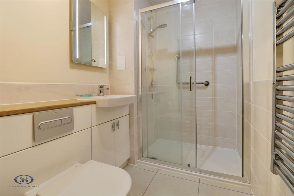 Additional image 10 of 2 bed flat for saleThe Oaks, Cedar Avenue, Alsager ST7