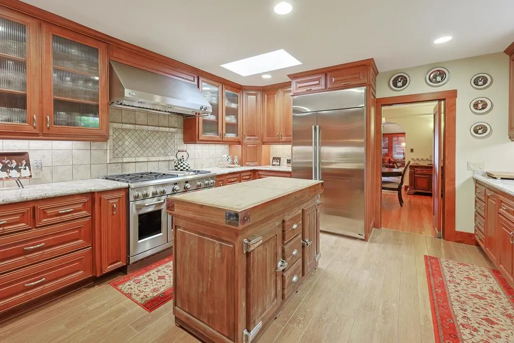 Additional image 70 of 1027 Encino, Coronado, CA 92118