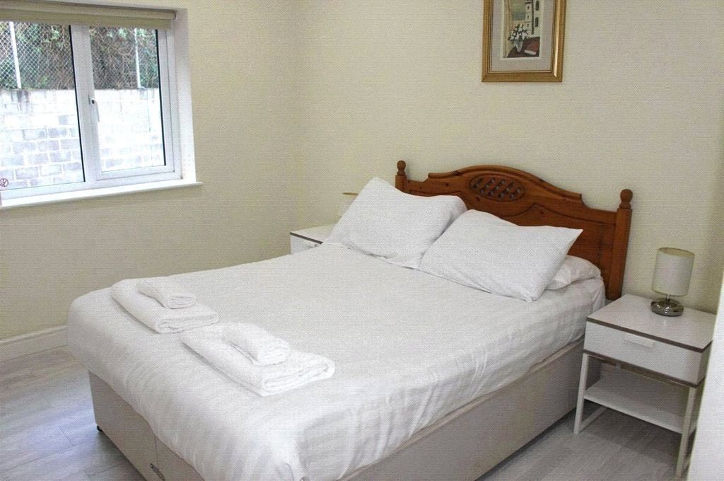 Additional image 10 of 2 bed flat for saleApt 6 (20) Coastal View, Pendine, Carmarthen SA33