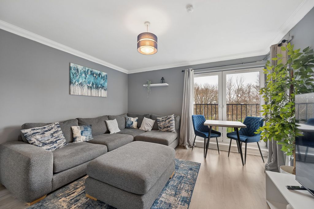 Additional image 3 of 2 bed flat for saleSwift Brae, Livingston EH54