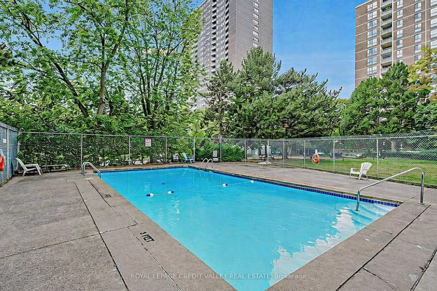 Additional image 15 of 3120 Kirwin Avenue 501