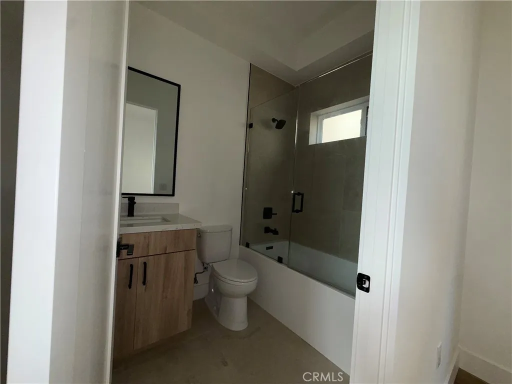 Additional image 8 of 5044 Laurel Canyon Boulevard, Valley Village, CA 91607