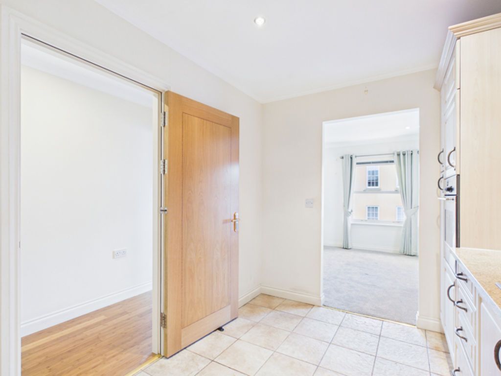 Additional image 11 of 2 bed flat for saleHafan Tywi, The Parade, Carmarthen SA31