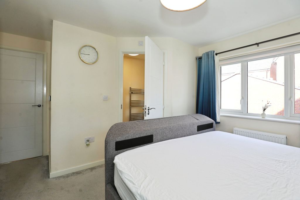 Additional image 11 of 5 bed detached house for saleJohn Wyatt Close, Bucknall, Stoke-On-Trent ST2