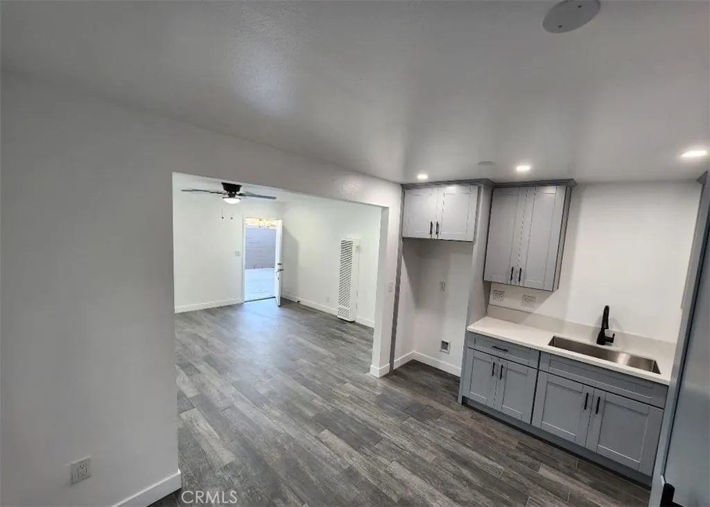 Additional image 8 of 714 W 95th St, Los Angeles, CA 90044