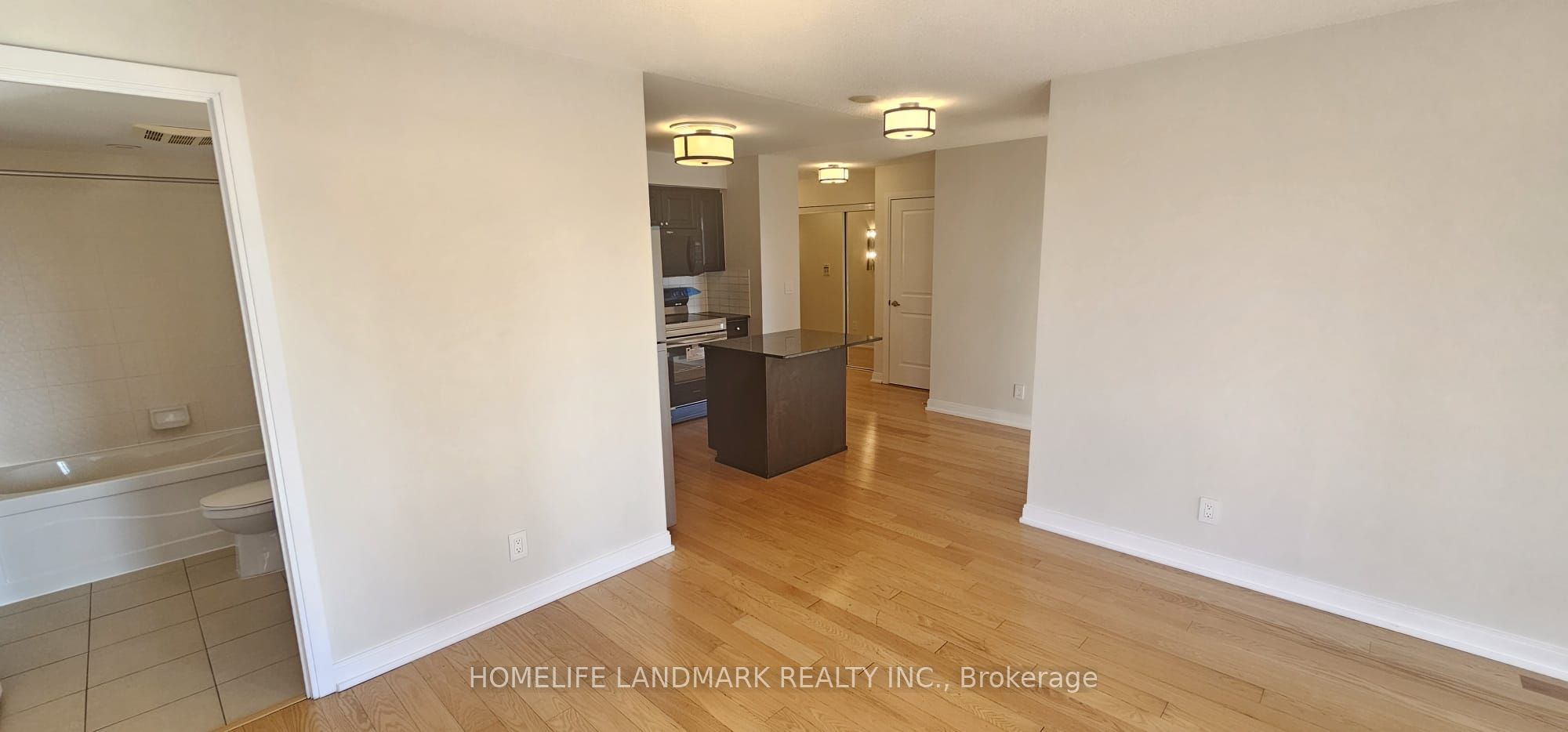 Additional image 4 of 604-330 Burnhamthorpe Road W, Mississauga, ON, L5B 0E1