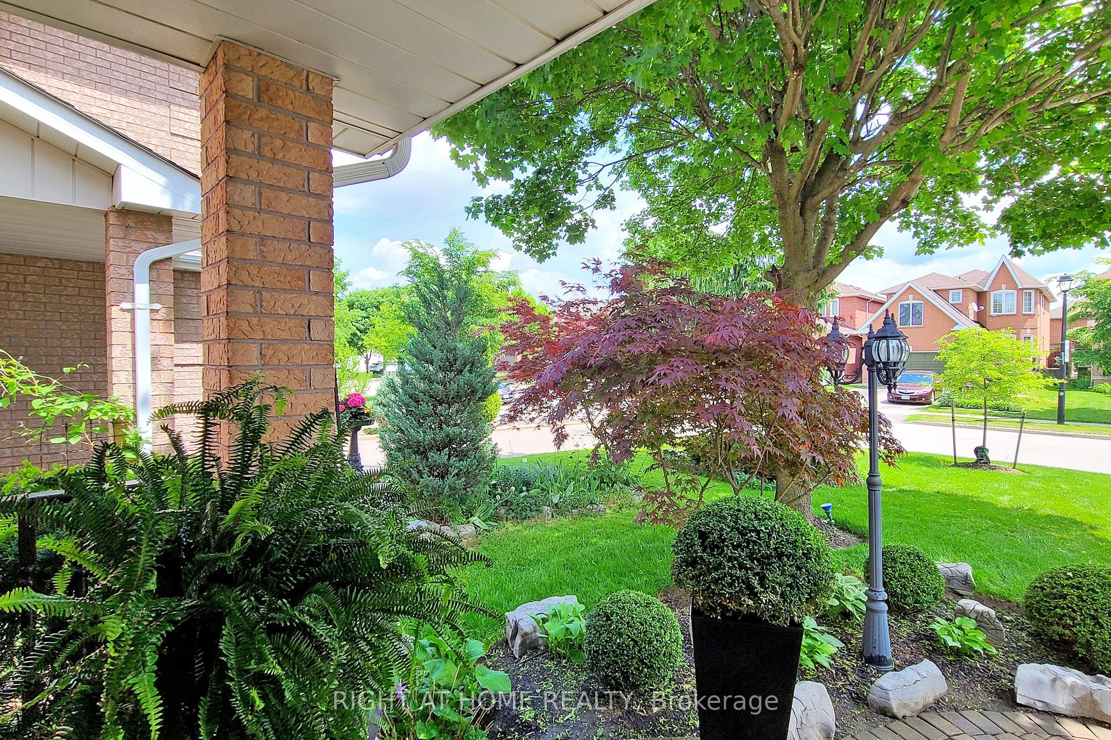 Additional image 4 of 444 Flanagan Court, Newmarket, ON, L3X 2E9