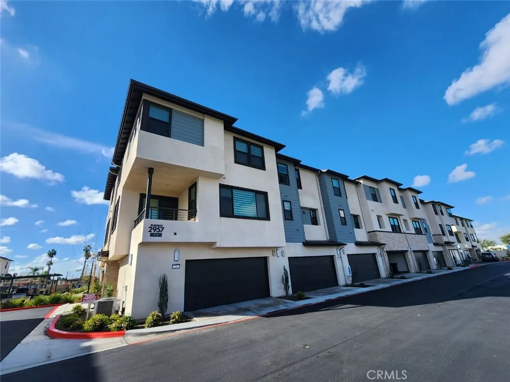 Additional image 13 of 2957 W Lincoln Avenue Unit 3, Anaheim, CA 92801