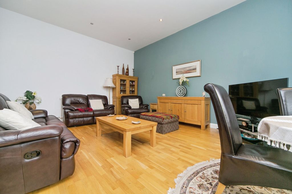 Additional image 13 of 2 bed flat for saleChurch Walks, Llandudno, Conwy LL30