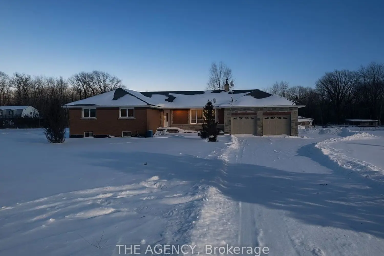 295 Park Road photo 2