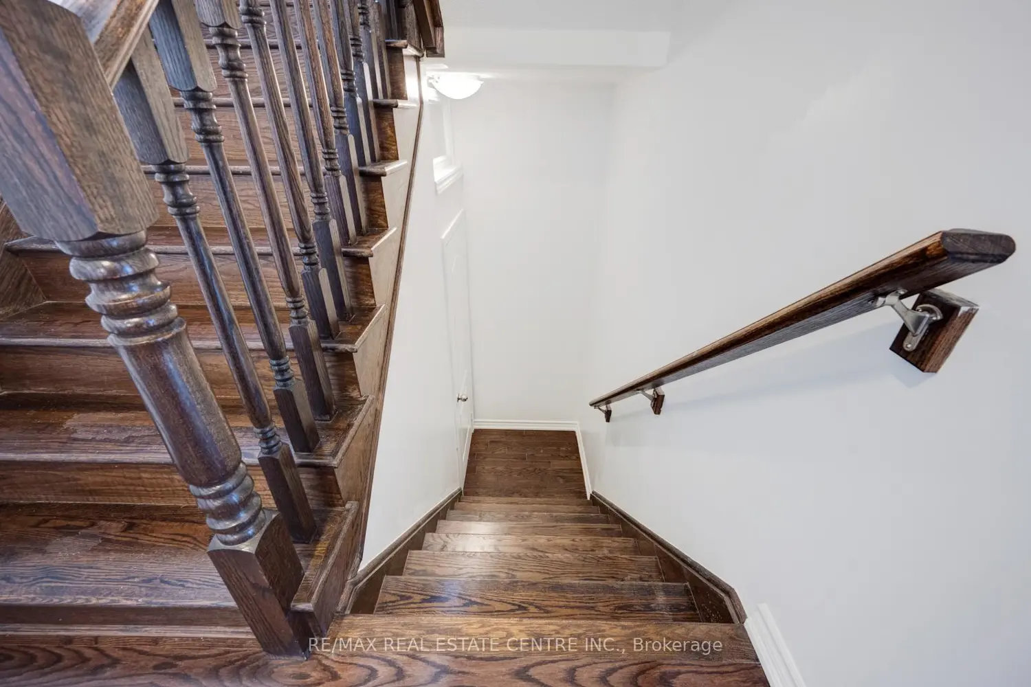 Additional image 18 of 19 Mediterranean Crescent