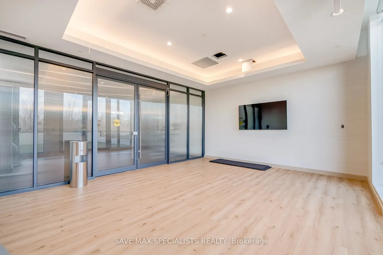 Additional image 17 of 225 Veterans Drive 901