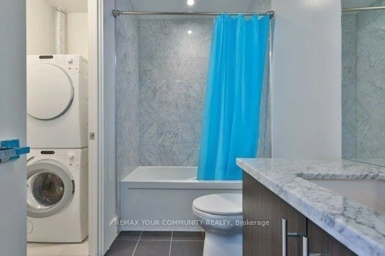 Additional image 16 of 29 Queens Quay 918