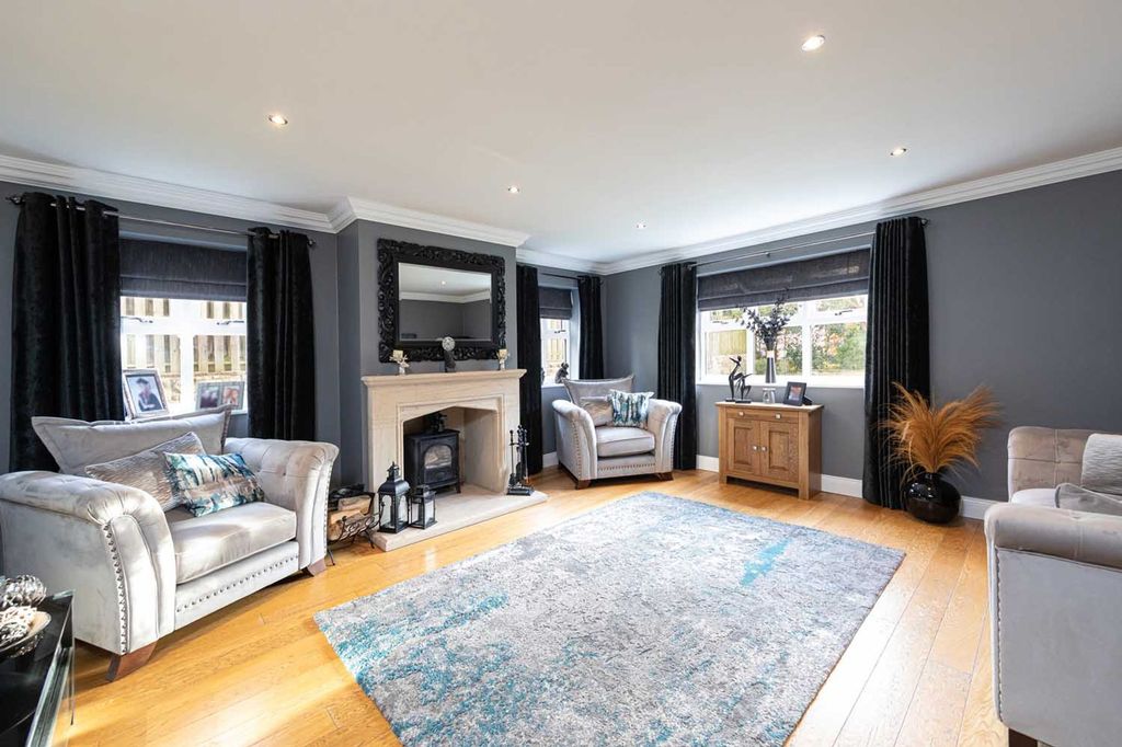 Additional image 9 of 5 bed property for saleBrahma House, The Avenue, Medburn, Ponteland, Northumberland NE20