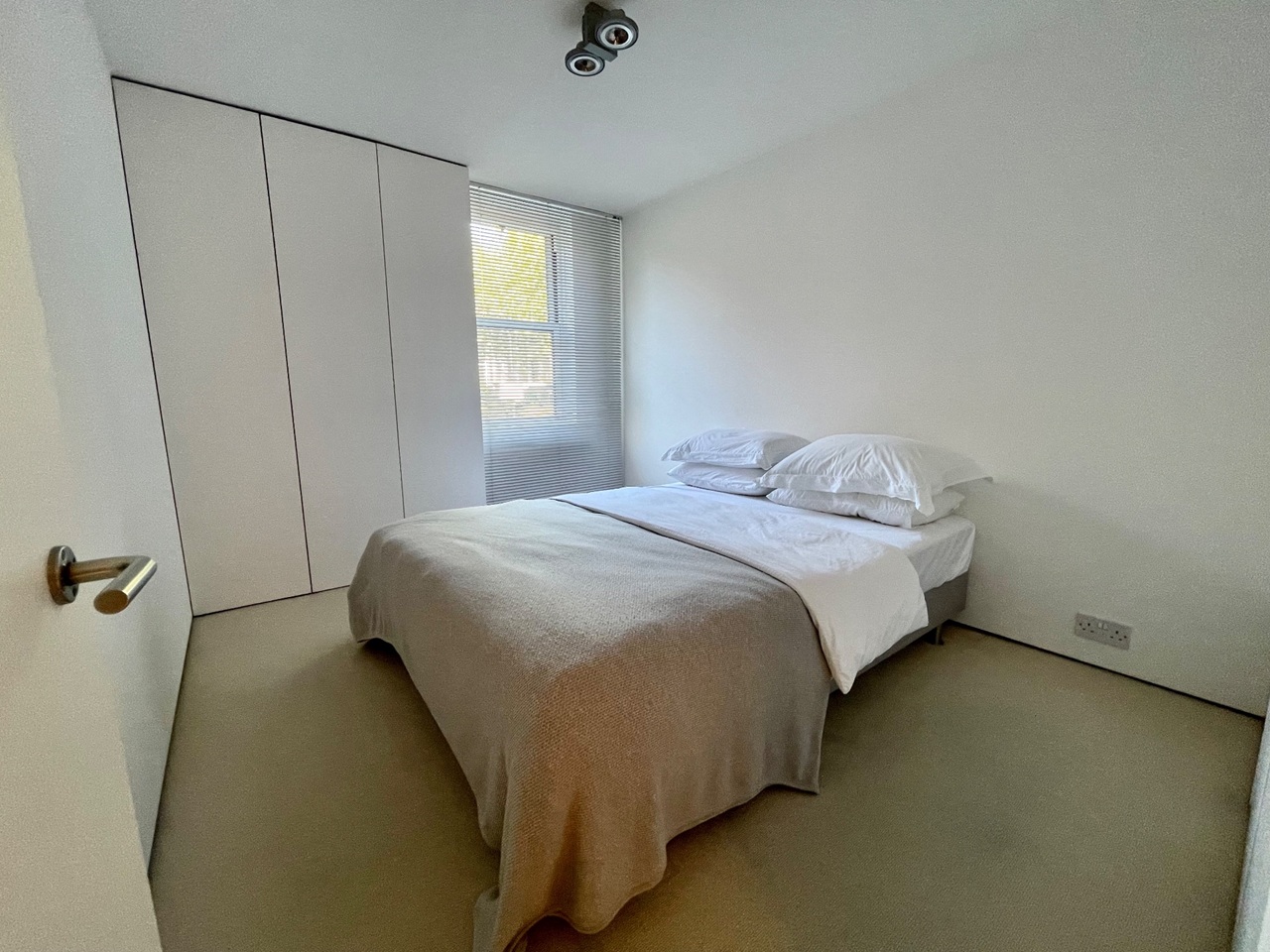 Additional image 6 of 2 Bed Flat, Casterbridge, W11, N1 7GU