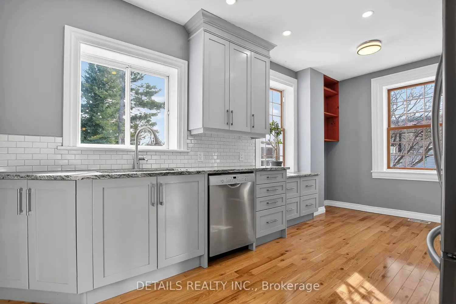 Additional image 2 of 5554 Osgoode Main Street