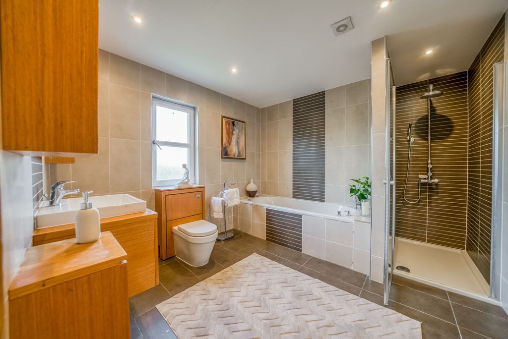 Additional image 24 of 5 bed detached house for sale2c Albert Street, Helensburgh G84